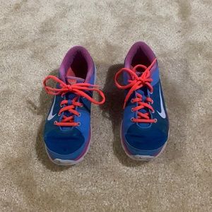Size 6.5 women’s Nike shoes